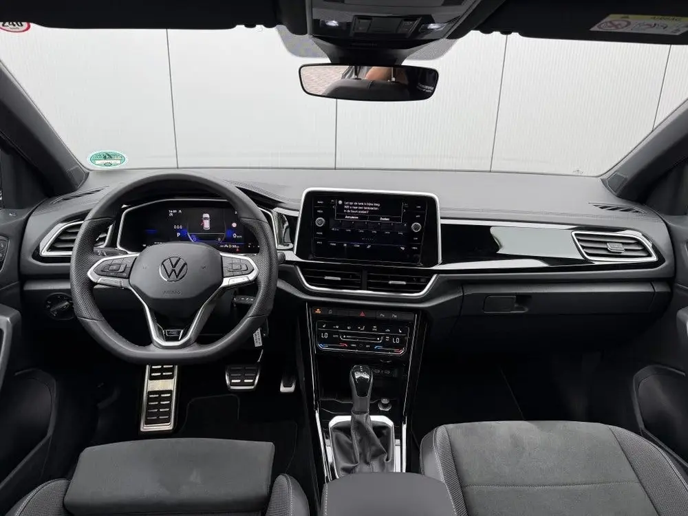 Volkswagen T-Roc 1.5 TSI R-Line Carplay Camera Led Acc Trekh uit 2025, foto 8