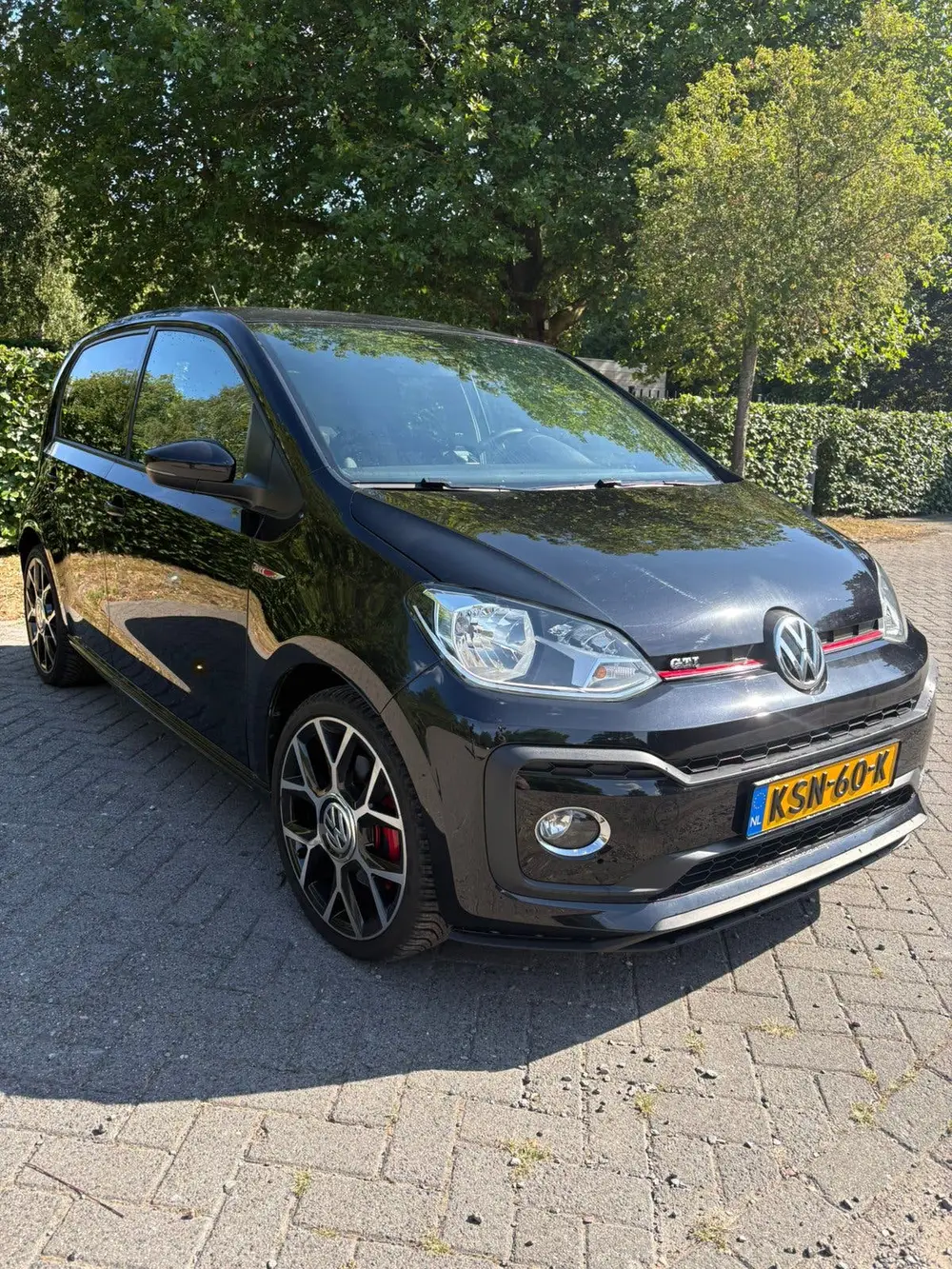 Volkswagen Up! 1.0 TSI 115PK 5D 2019 Zwart uit 2019, foto 4