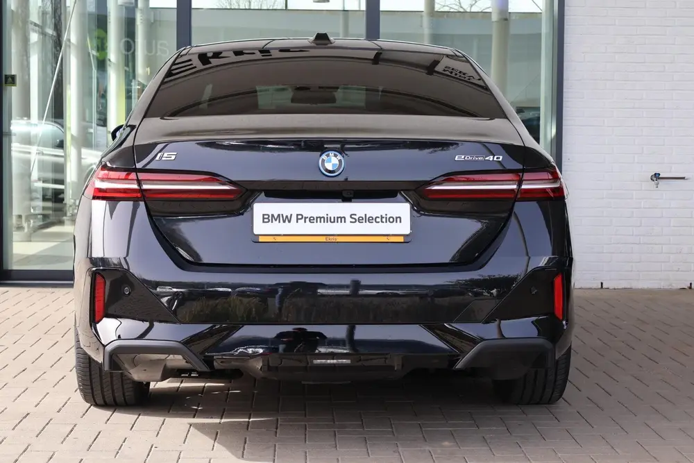 BMW i5 eDrive40 uit 2026, foto 4