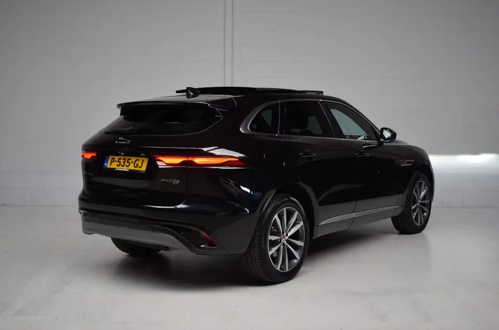 Jaguar F-Pace 2.0 P400e PHEV Limited Edition R-Dynamic SOH 9 uit 2022, foto 2