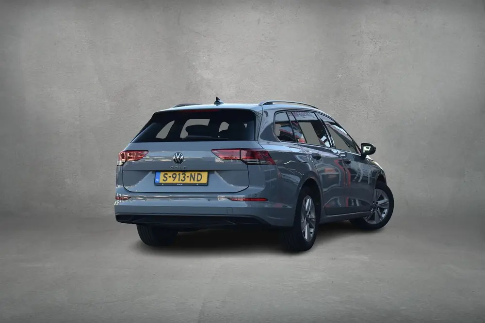Volkswagen Golf Variant 1.0 TSI Life | Apple CarPlay | LED | uit 2023, foto 3