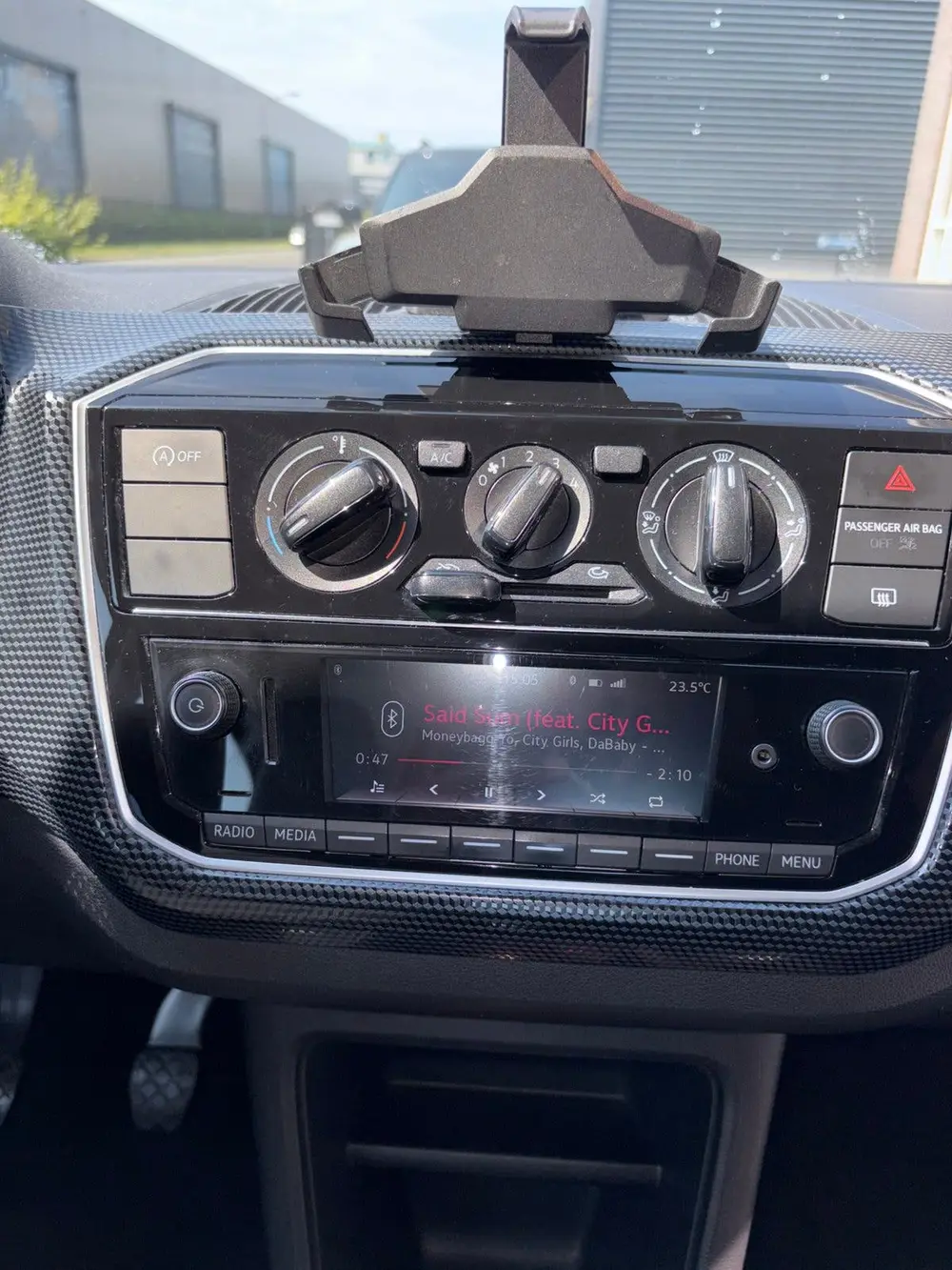 Volkswagen Up! 1.0 60PK 5D BMT 2019 Zwart uit 2019, foto 5