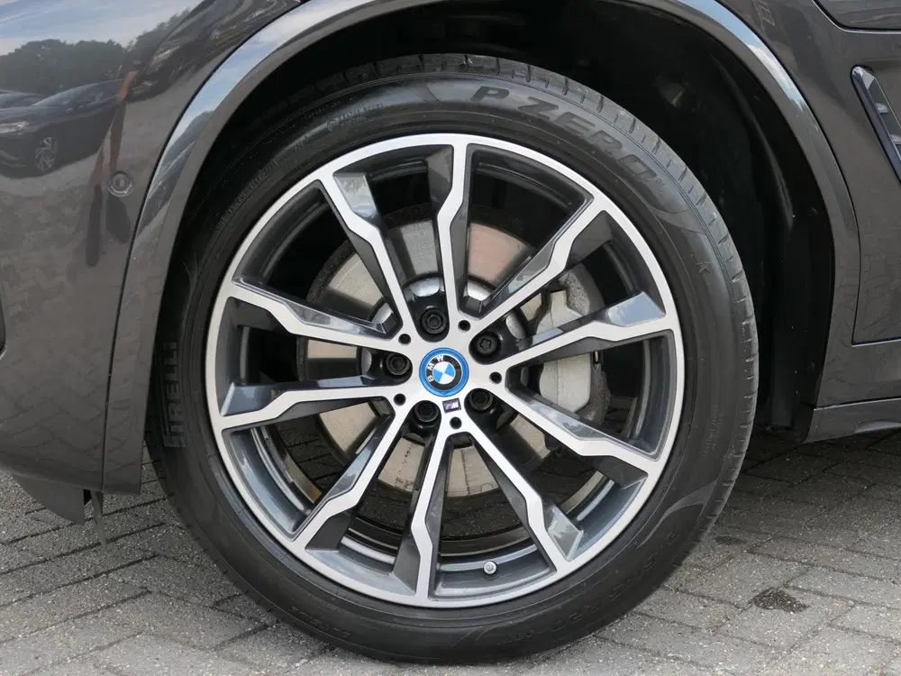 BMW X3 xDrive30e High Executive uit 2021, foto 16