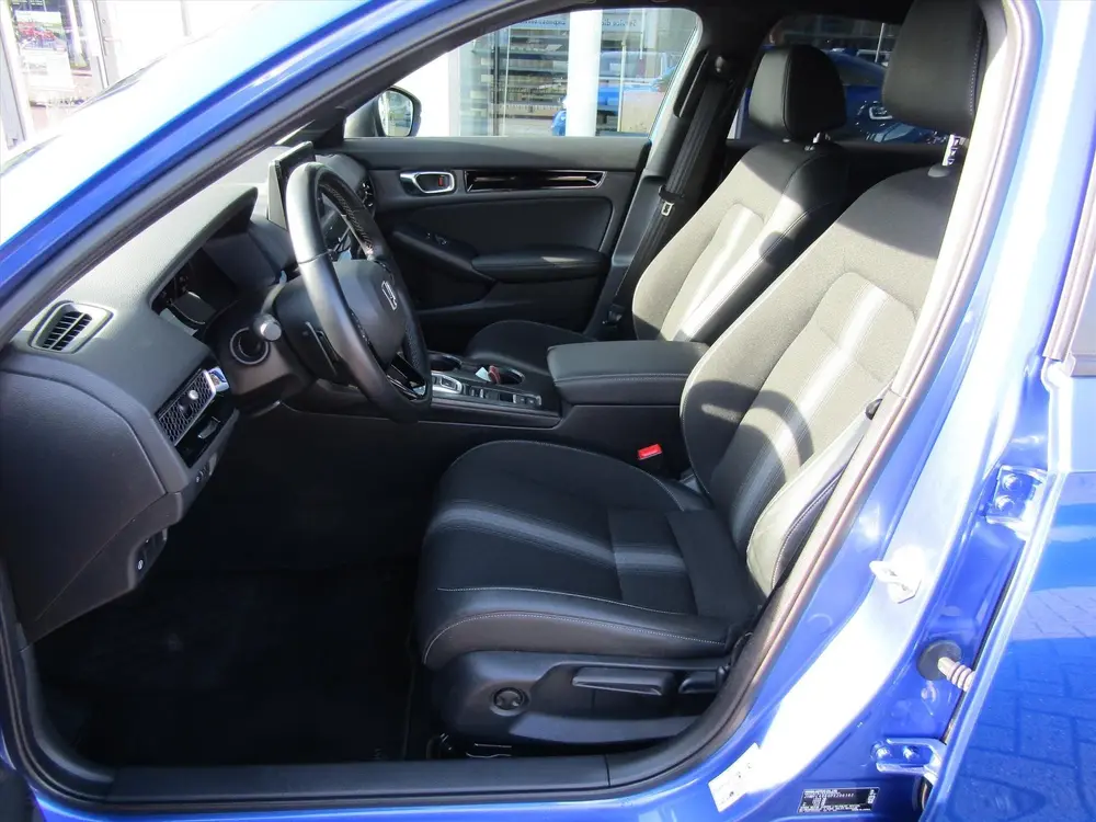 Honda Civic 2.0 HYBRID 184PK eCVT Sport, DUCKTAIL SPOILER,TR uit 2022, foto 11