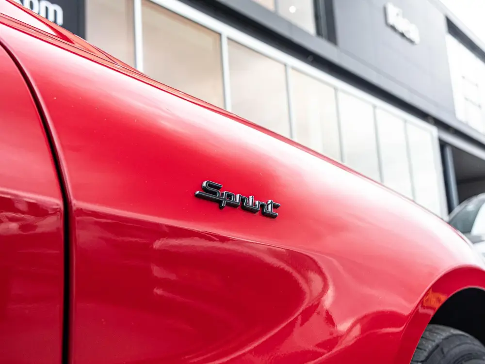 Alfa Romeo Giulia 2.0T Sprint uit 2022, foto 11