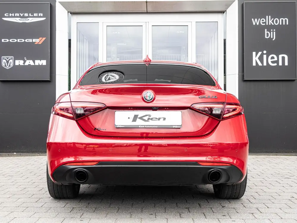 Alfa Romeo Giulia 2.0T Sprint uit 2022, foto 12