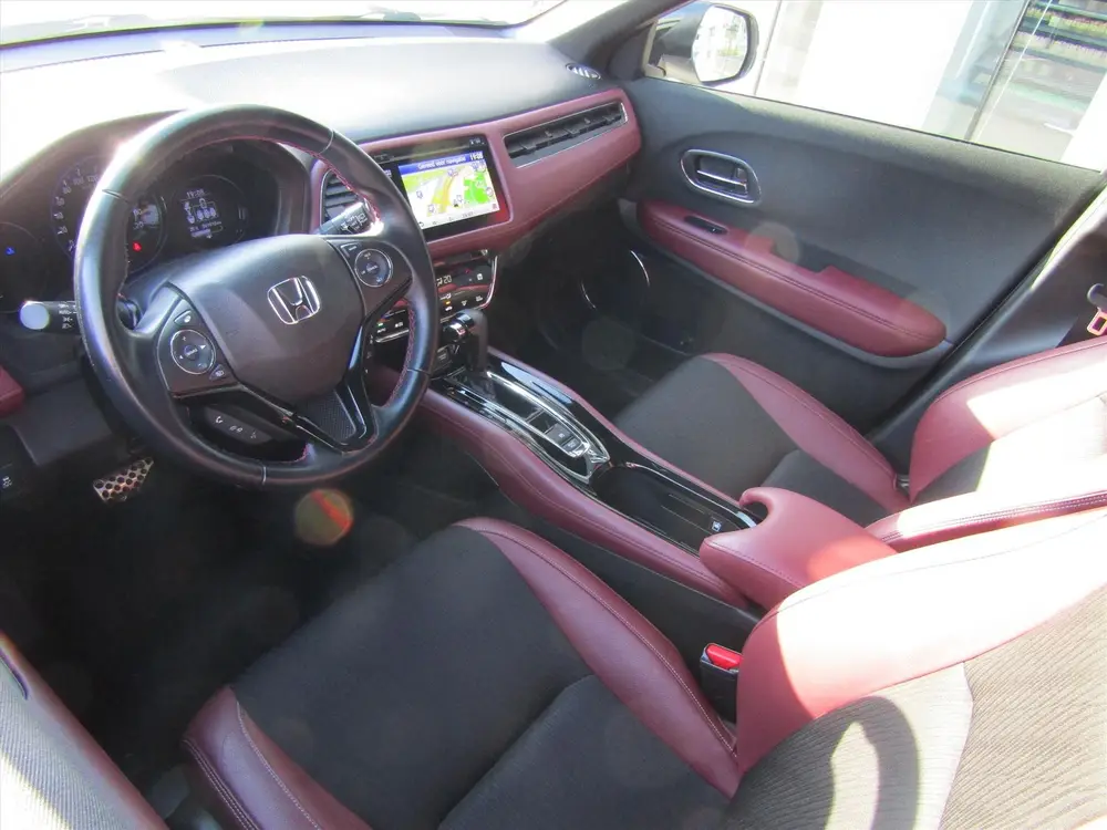 Honda Hr-V 1.5 i-VTEC 182pk CVT TURBO Sport, Trekhaak afneem uit 2020, foto 2
