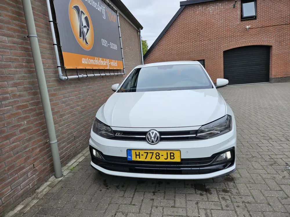 Volkswagen Polo 1.0 MPI R-line (bj 2020) uit 2020, foto 2