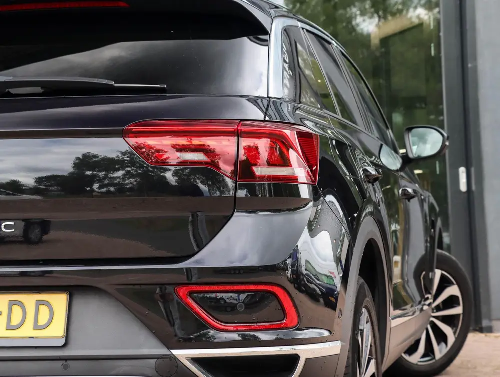 Volkswagen T-Roc 1.0 TSI Style 110PK Alcantara stoelen Camer uit 2022, foto 19