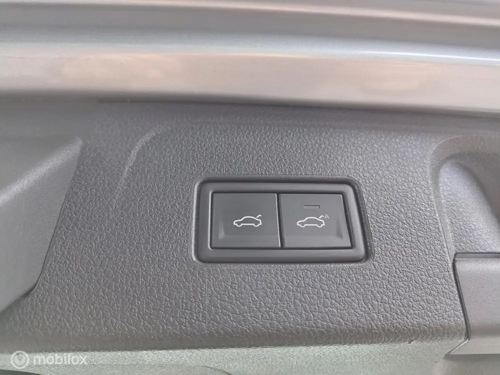 Volkswagen Passat Variant 1.5 TSI Business camera trekhaak uit 2019, foto 11