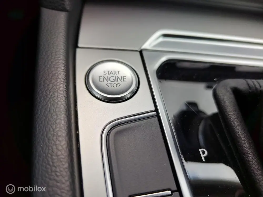 Volkswagen Passat Variant 1.5 TSI Business camera trekhaak uit 2019, foto 16