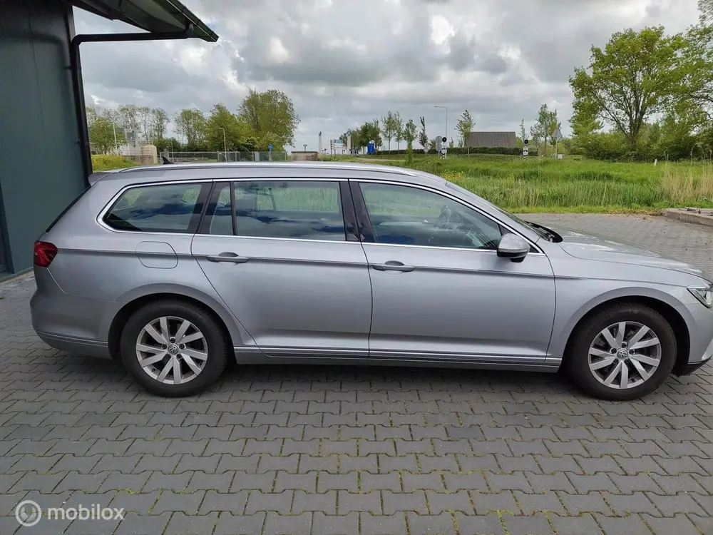 Volkswagen Passat Variant 1.5 TSI Business camera trekhaak uit 2019, foto 2