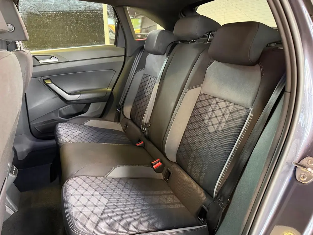 Volkswagen Taigo 1.5 TSI R-Line Pano|Cam|Keyl|Led|IQ|Carplay uit 2022, foto 15