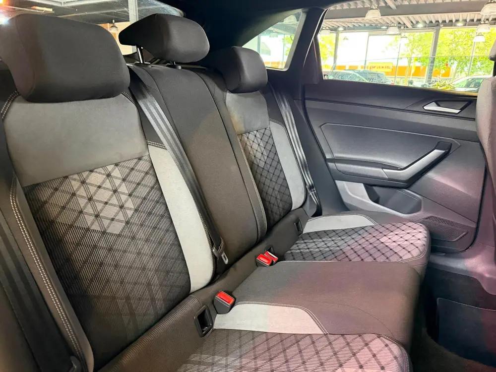 Volkswagen Taigo 1.5 TSI R-Line Pano|Cam|Keyl|Led|IQ|Carplay uit 2022, foto 16