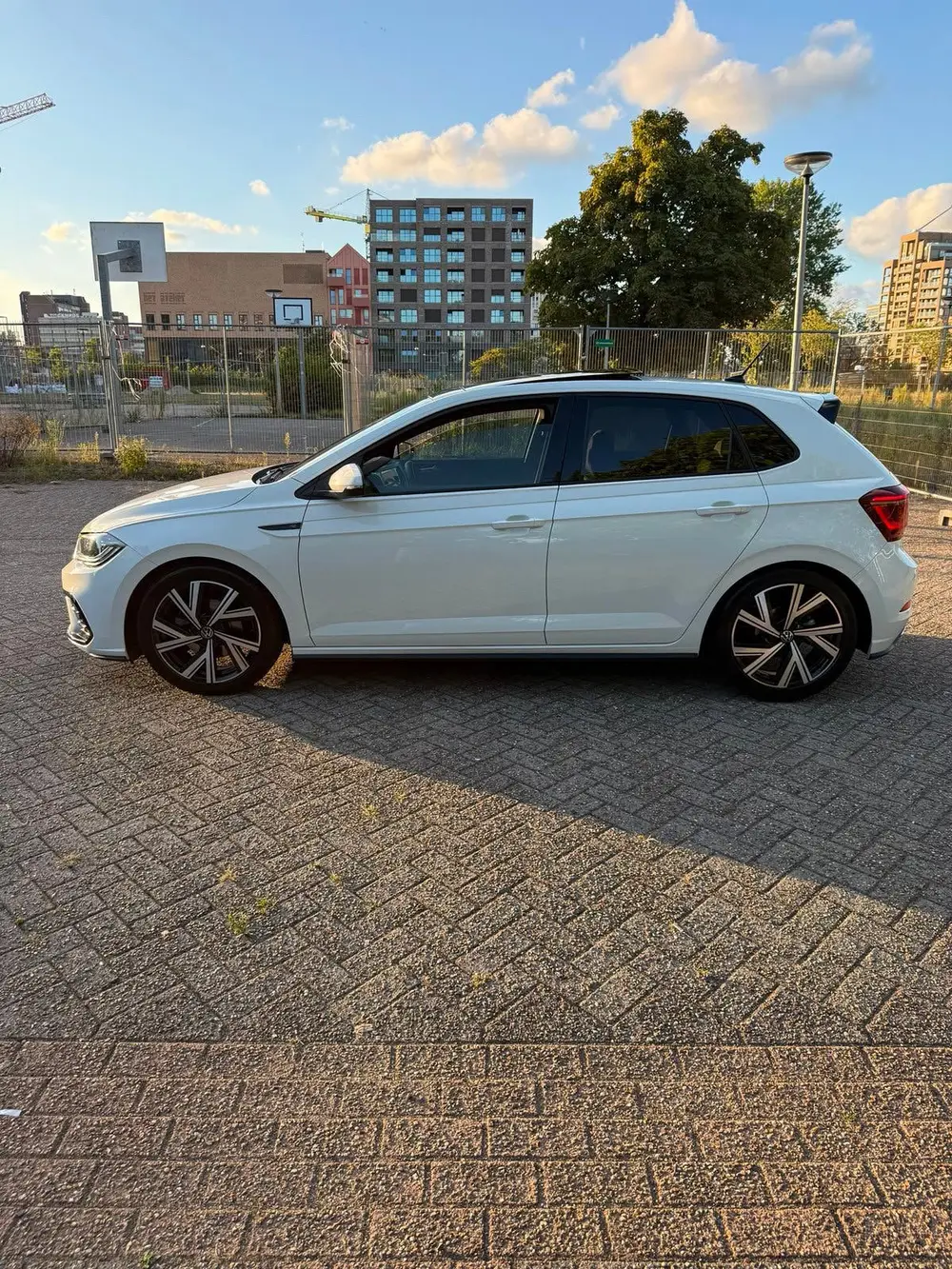 Volkswagen Polo 1.0 TSI 110PK DSG-7 R-Line Pano | 2023 | Wit uit 2023, foto 4