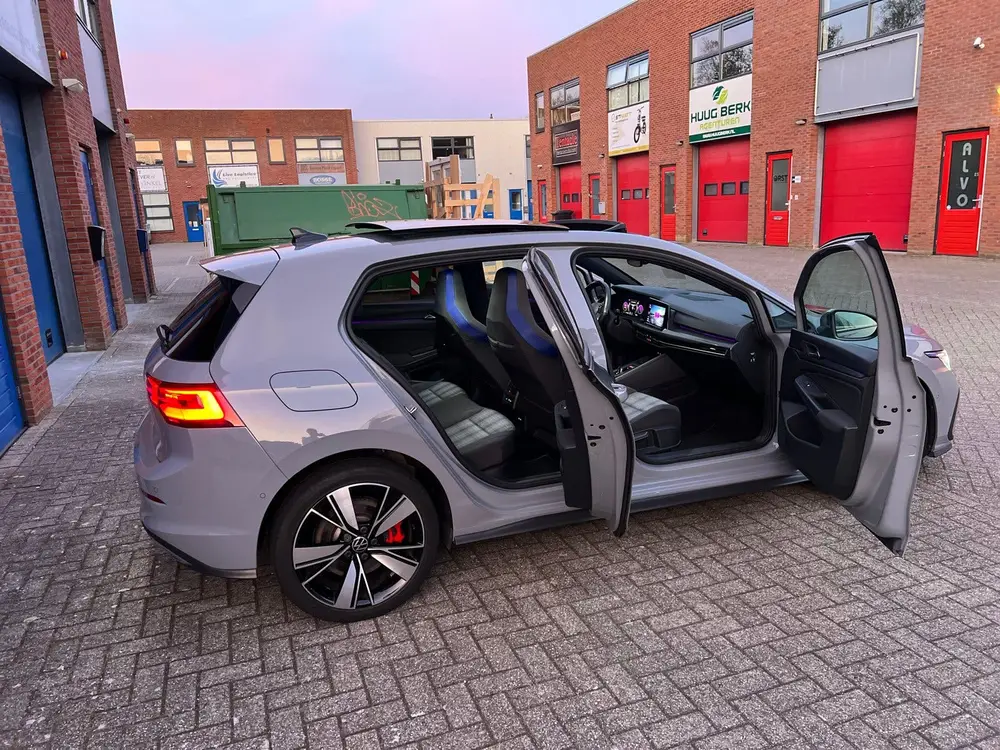 Volkswagen Golf 1.4 Ehybrid 245pk DSG 2021 Grijs uit 2021, foto 5
