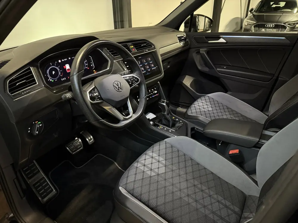 Volkswagen Tiguan 1.4 TSI eHybrid R-Line Business+ 3X RLINE| uit 2021, foto 9