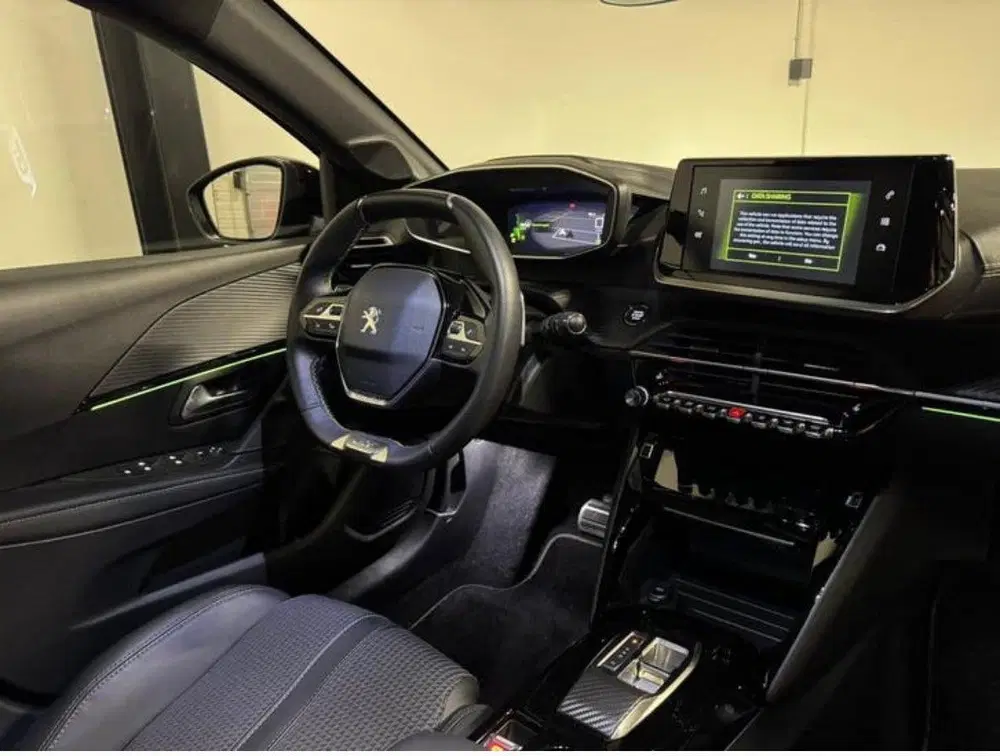 Peugeot 208 1.2 GT 130PK PANO KEYLESS VOL uit 2023, foto 6