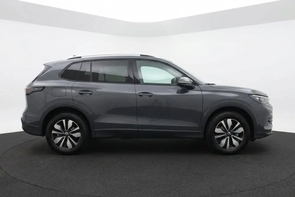 Volkswagen Tiguan 1.5 eTSI Pano l 360 Camera l Blindspot l I uit 2026, foto 3