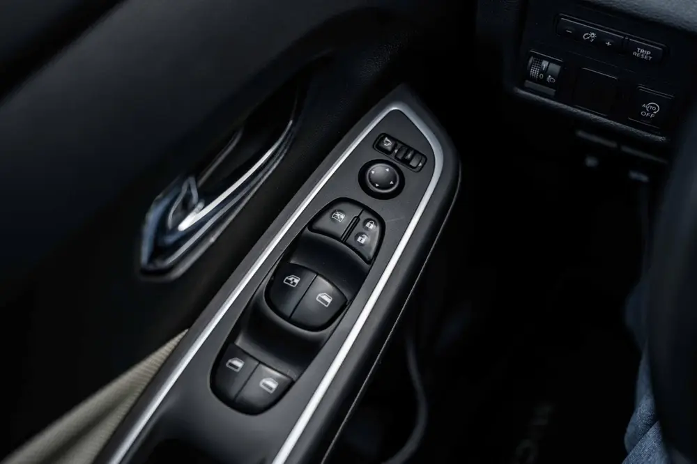 Nissan Micra 1.0 IG-T N-Connecta uit 2019, foto 19
