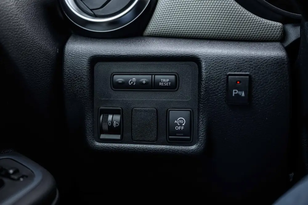 Nissan Micra 1.0 IG-T N-Connecta uit 2019, foto 20
