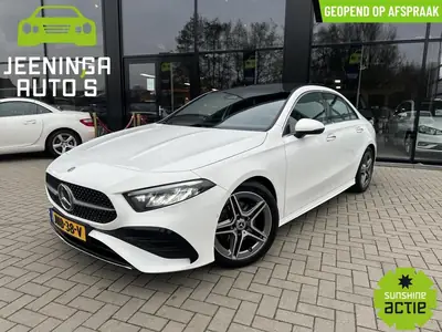 Mercedes-Benz A-Klasse Mercedes A-klasse 180 AMG Line|Distronic|Pano|18"AMG-wielen| uit 2023