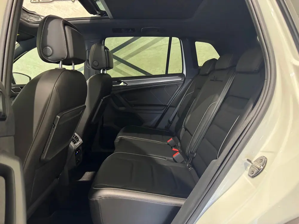 Volkswagen Tiguan 2.0 TSI 4Motion Highline R-Line 4 motion 1 uit 2019, foto 12