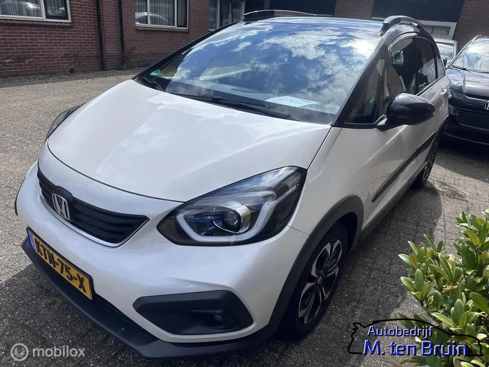 Honda Jazz Hybrid 1.5 i-MMD e-CVT Crosstar 2tone all uit 2021, foto 2