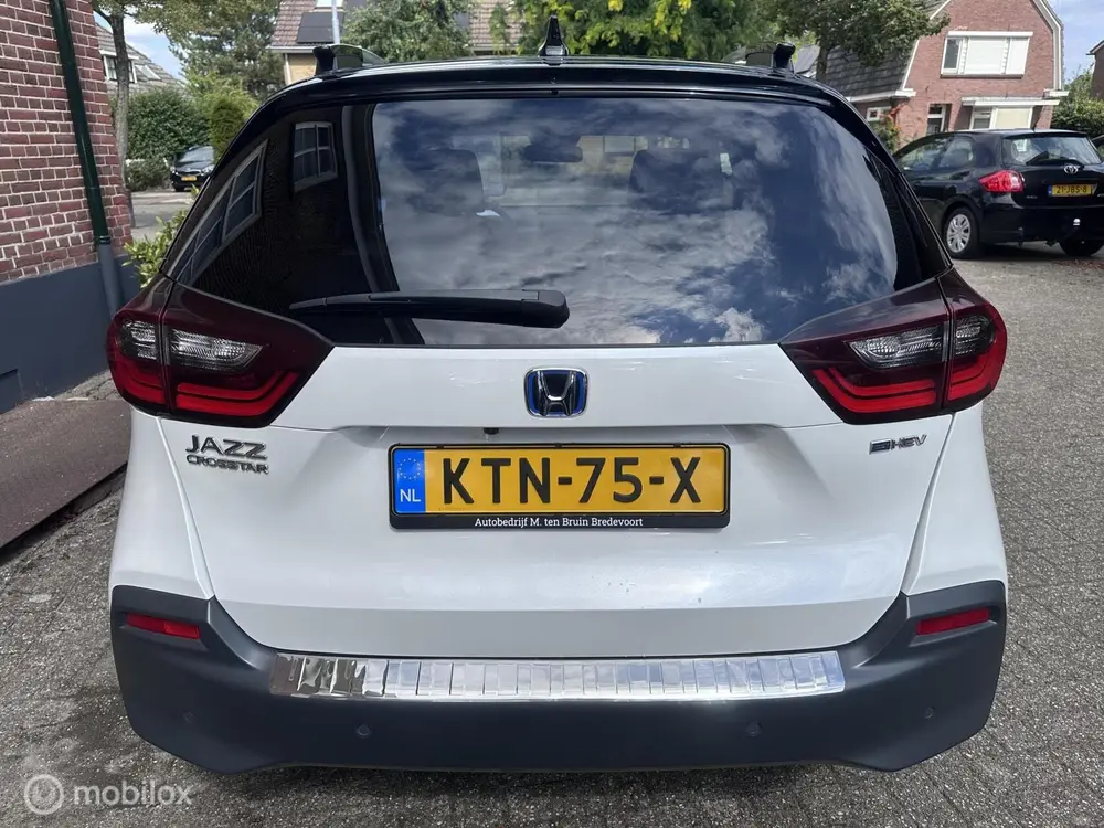 Honda Jazz Hybrid 1.5 i-MMD e-CVT Crosstar 2tone all uit 2021, foto 5
