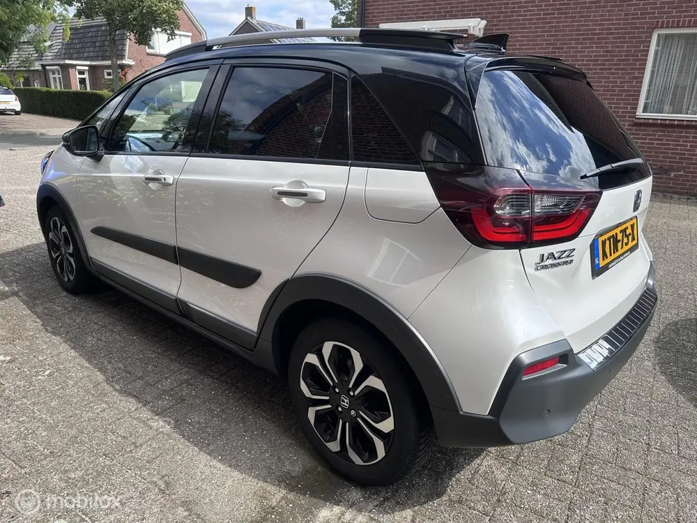 Honda Jazz Hybrid 1.5 i-MMD e-CVT Crosstar 2tone all uit 2021, foto 6