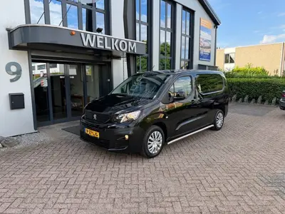 Opel Combo 1.5 BlueHDi L2 Lang Automaat 130PK Navi uit 2019