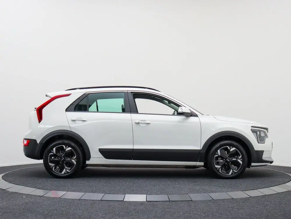 Kia Niro DynamicLine 64.8 kWh uit 2023, foto 11