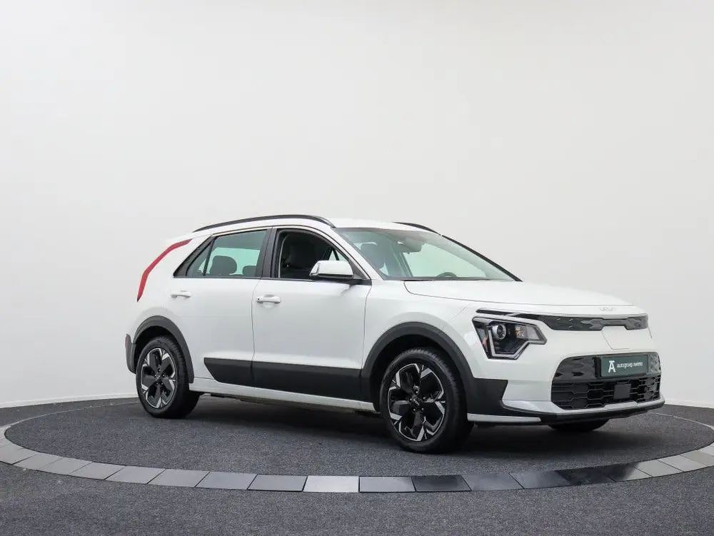 Kia Niro DynamicLine 64.8 kWh uit 2023, foto 12