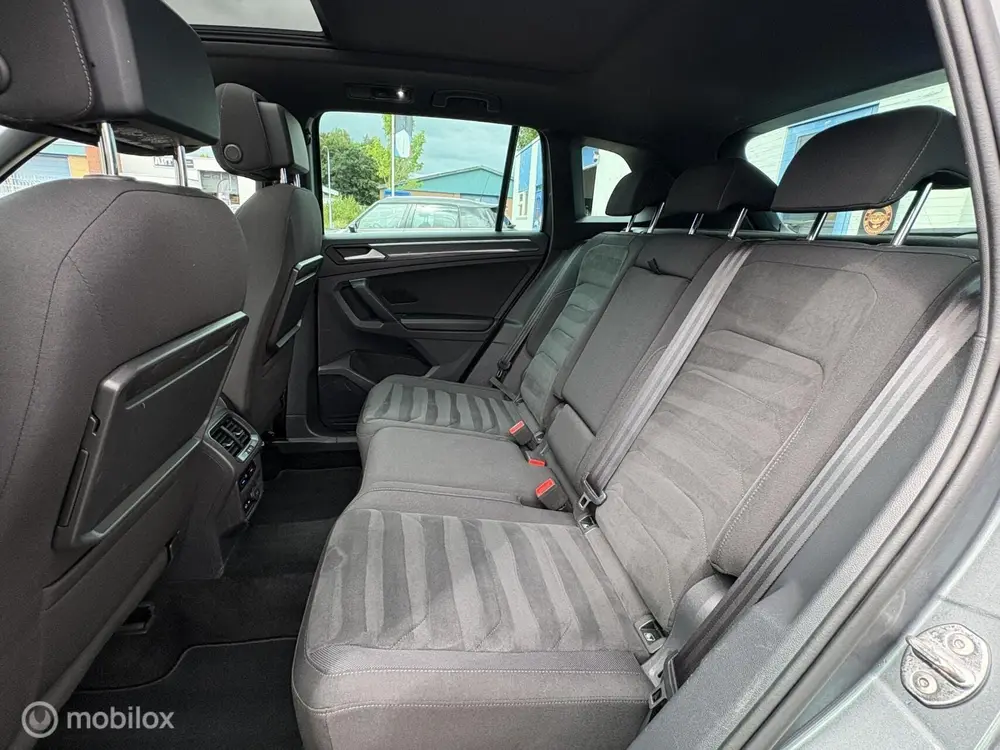 Volkswagen Tiguan 1.5 TSI ACT Highline Business R|Trekhaak|A uit 2019, foto 19