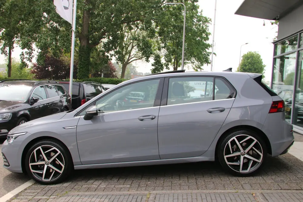 Volkswagen Golf 1.5 eTSI Style PANO-DAK NL-AUTO NAP! uit 2020, foto 5