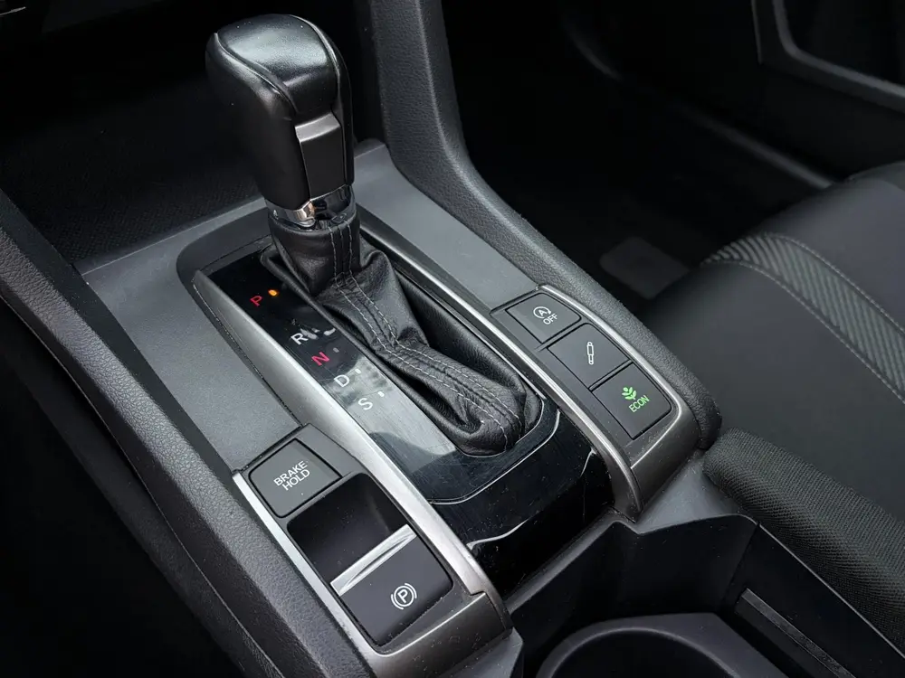 Honda Civic ExecutiveAutomaat,Carplay,Pano,Trekhaak uit 2019, foto 6