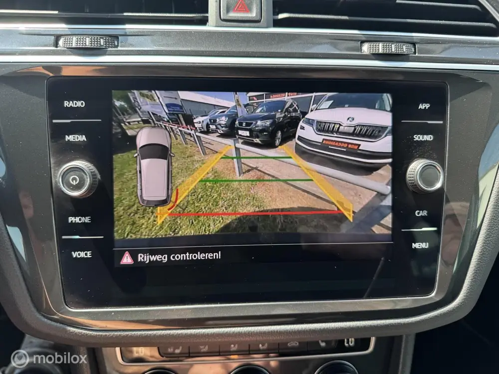 Volkswagen Tiguan 1.5 TSI ACT Highline TREKHAAK/MASSAGE/AUTO uit 2020, foto 20