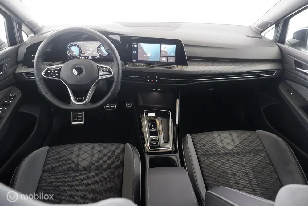 Volkswagen Golf Variant 1.5 eTSI Automaat R-Line IQ-drive|NL uit 2023, foto 11