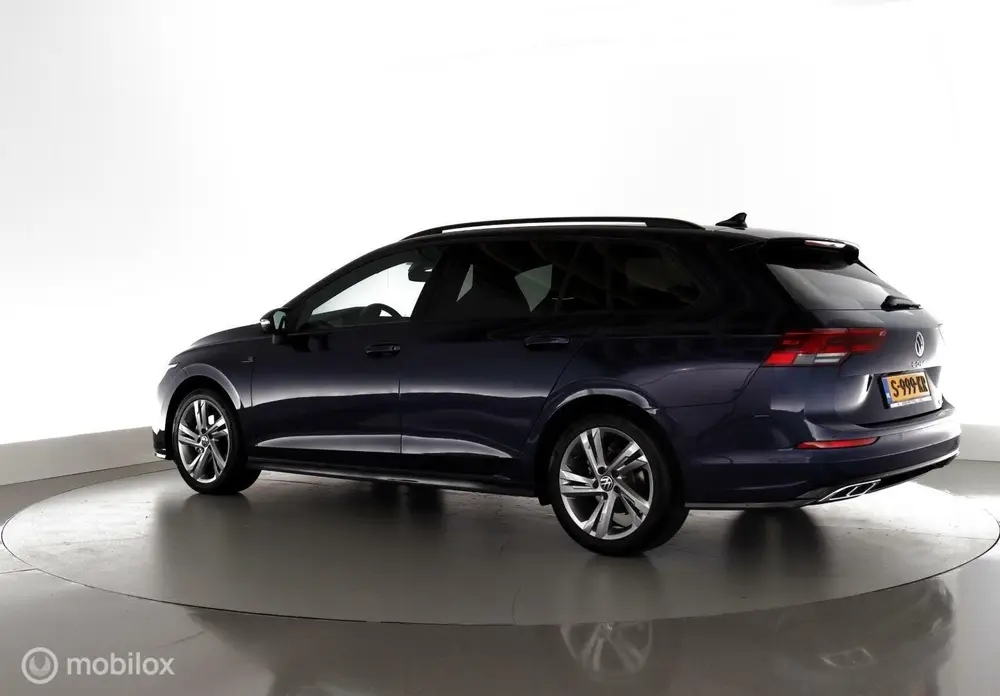 Volkswagen Golf Variant 1.5 eTSI Automaat R-Line IQ-drive|NL uit 2023, foto 6
