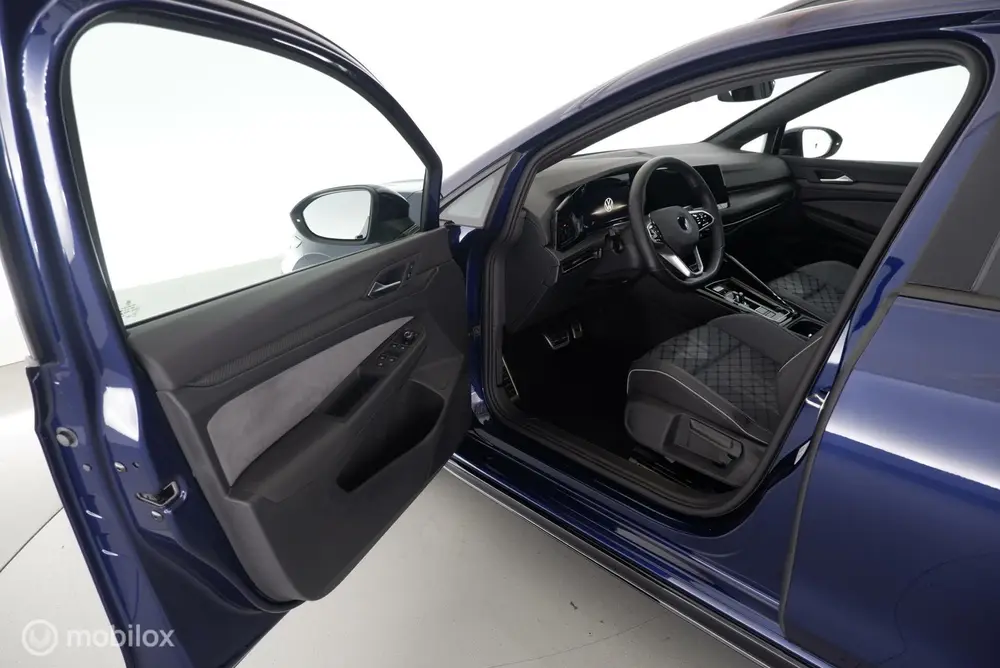 Volkswagen Golf Variant 1.5 eTSI Automaat R-Line IQ-drive|NL uit 2023, foto 8
