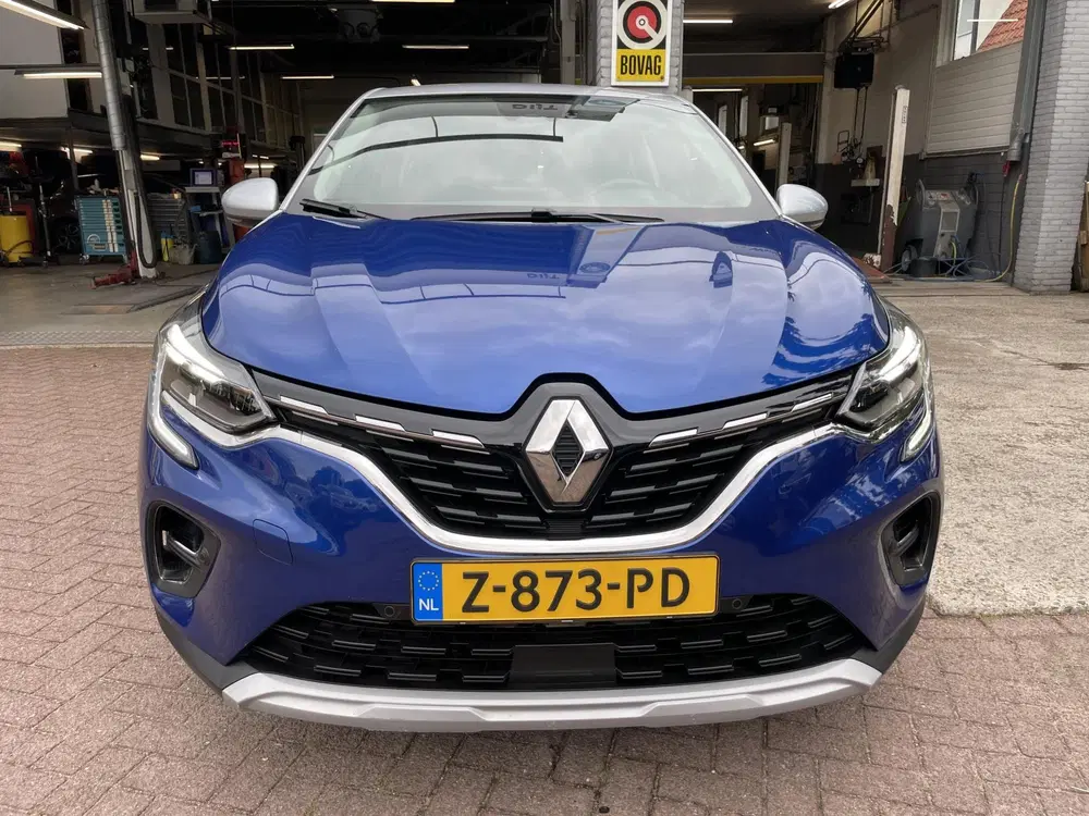 Renault Captur 1.6 E-Tech Plug-in Hybrid 160 Intens uit 2021, foto 2