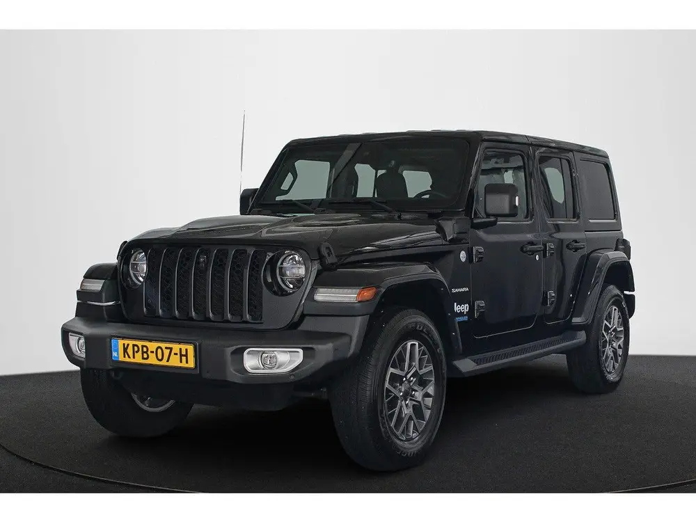 Jeep Wrangler Unlimited 4xe 380 Sahara Leder Stoelverwar uit 2021