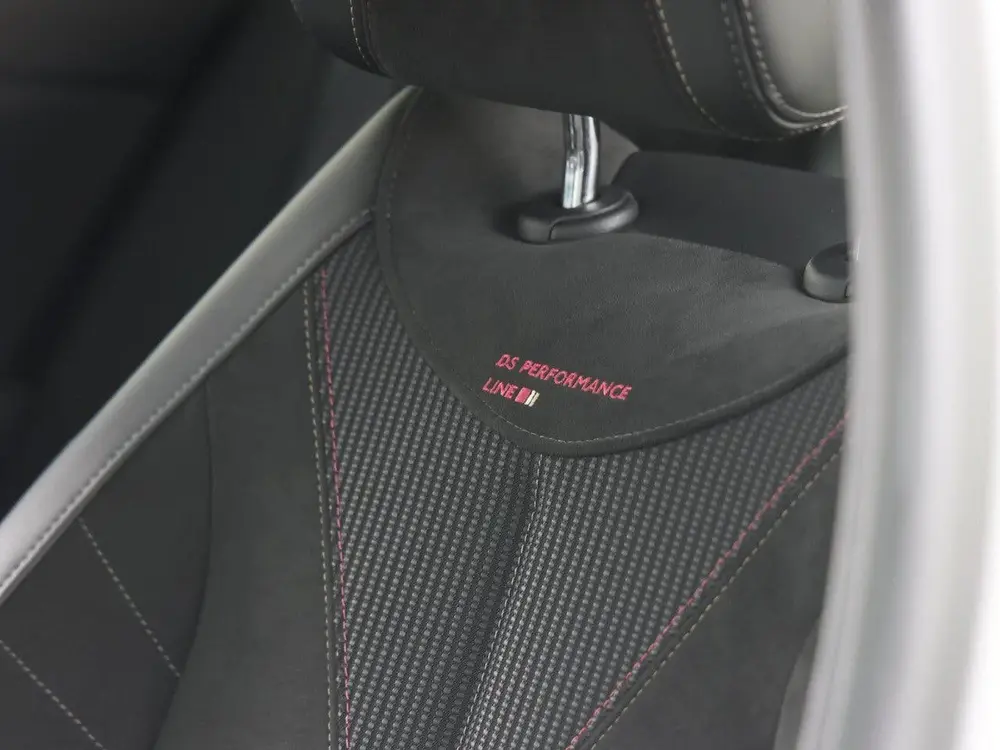 DS Automobiles DS 4 DS DS 4 1.2 130pk Automaat Performance Lin uit 2023, foto 12