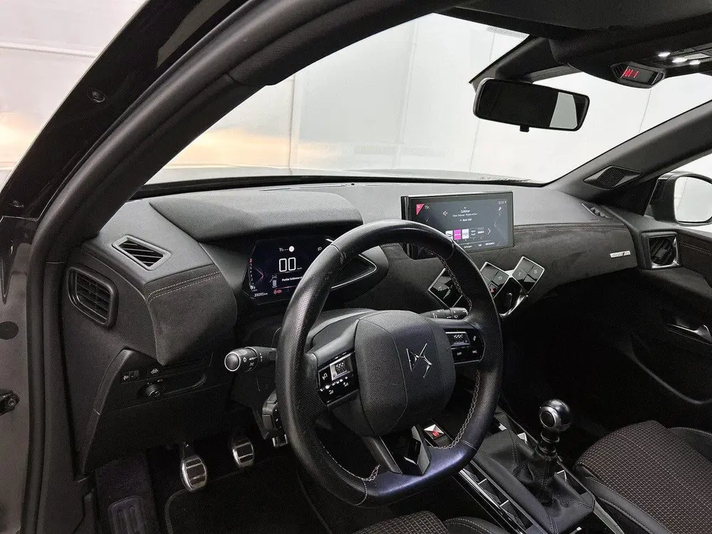 DS Automobiles 3 DS DS 3 Crossback 1.2 Performance Line 100pk | Navigatie | C uit 2020, foto 10