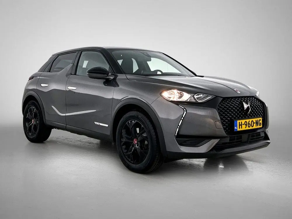 DS Automobiles 3 DS DS 3 Crossback 1.2 Performance Line 100pk | Navigatie | C uit 2020, foto 2
