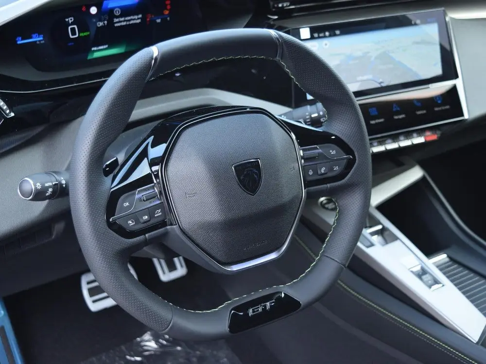 Peugeot 308 GT 54 kWh uit 2026, foto 6