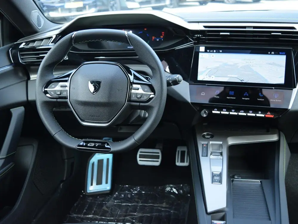 Peugeot 308 GT 54 kWh uit 2026, foto 9
