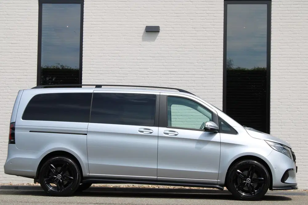 Mercedes-Benz V-Klasse 250d uit 2024, foto 5