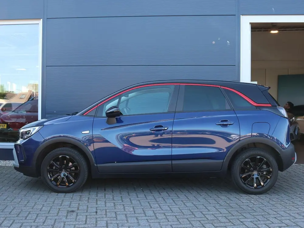 Opel Crossland 110pk GS Line uit 2021, foto 2