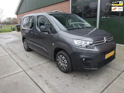 Citroën Berlingo Citroen Berlingo 1.5 BlueHDI Club * navi uit 2020